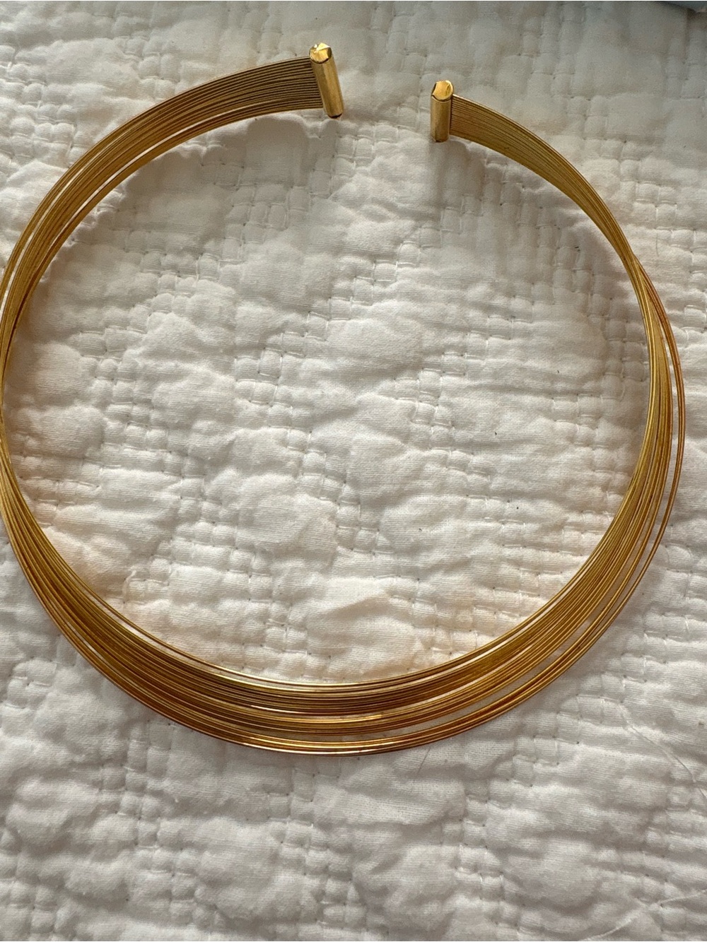 Avon 2002 Goldtone Multi-Strand Collar Necklace. Small. Light wear.